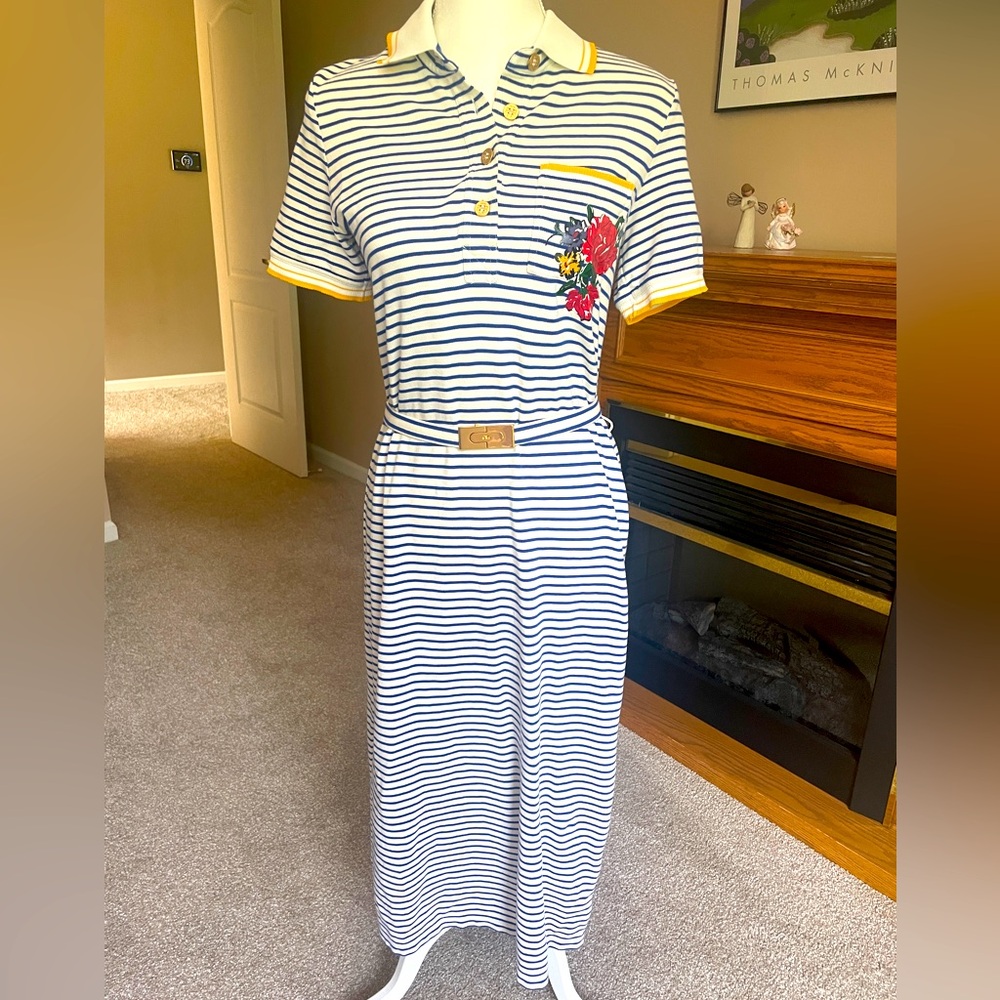 Tory Burch shirtdress. Very lightly worn, perfect condition. Generous fit